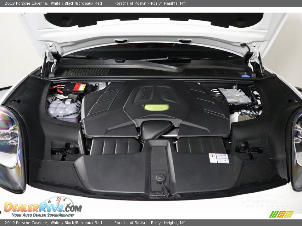 2019 Porsche Cayenne White / Black/Bordeaux Red Photo #30