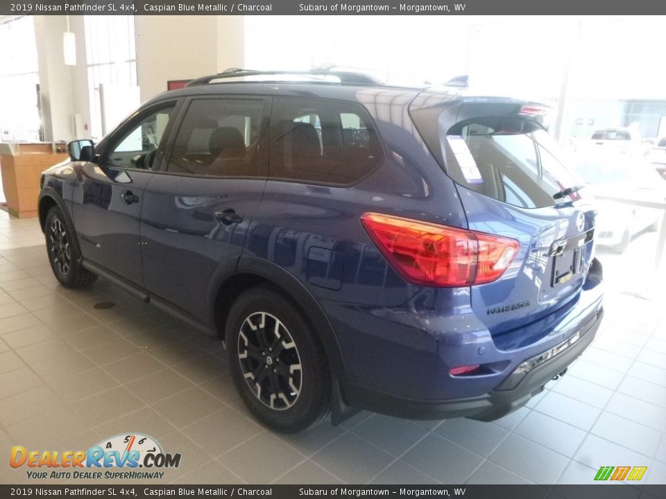 2019 Nissan Pathfinder SL 4x4 Caspian Blue Metallic / Charcoal Photo #10