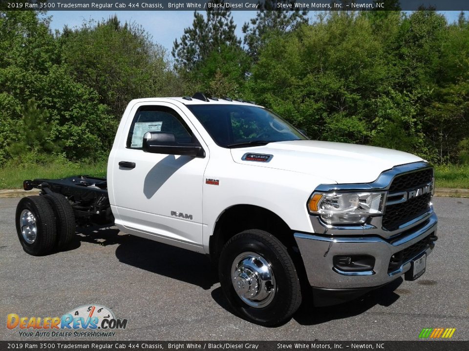 2019 Ram 3500 Tradesman Regular Cab 4x4 Chassis Bright White / Black/Diesel Gray Photo #4