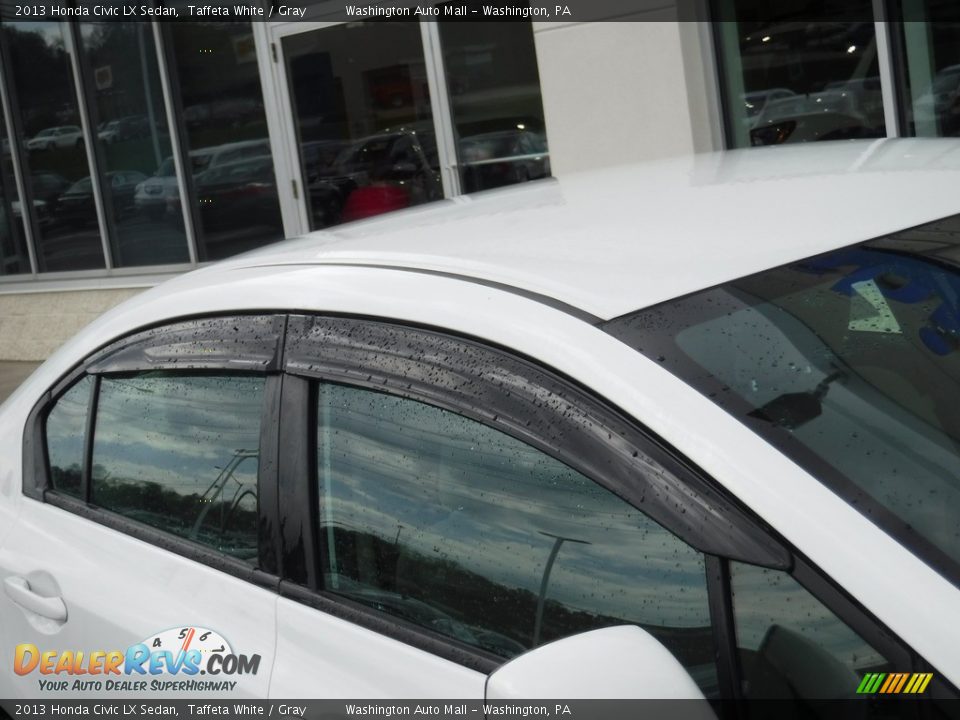 2013 Honda Civic LX Sedan Taffeta White / Gray Photo #4