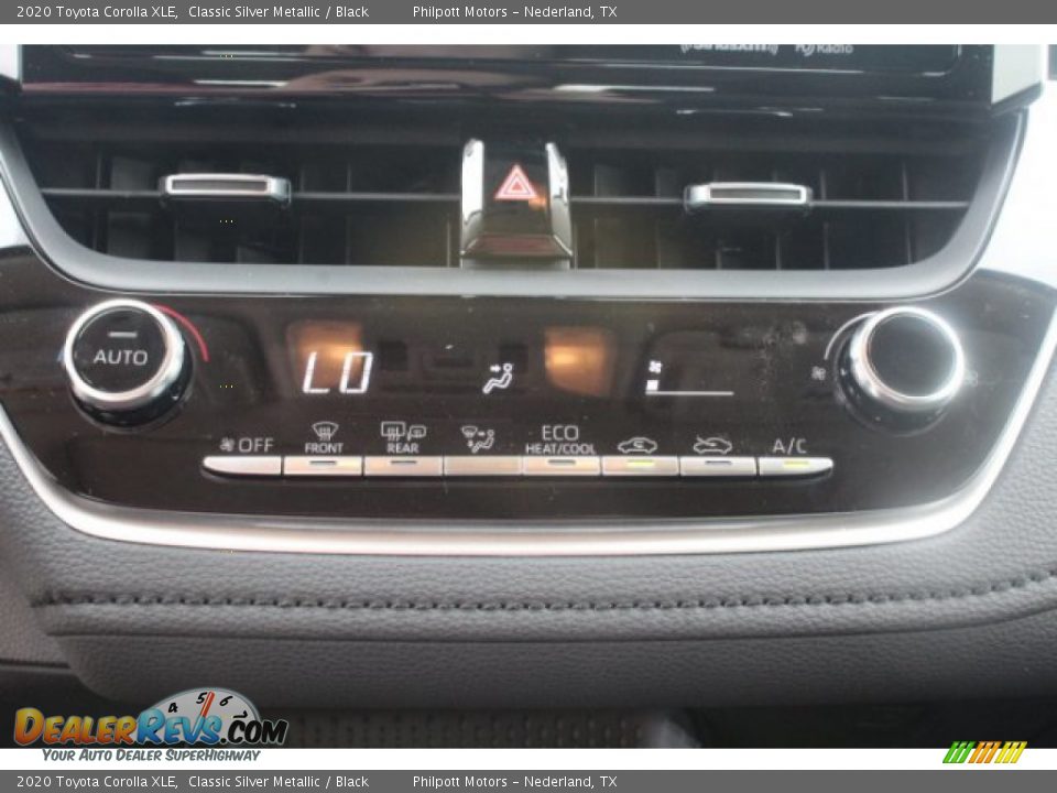 2020 Toyota Corolla XLE Classic Silver Metallic / Black Photo #13