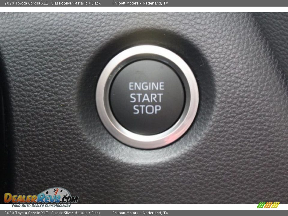 2020 Toyota Corolla XLE Classic Silver Metallic / Black Photo #15