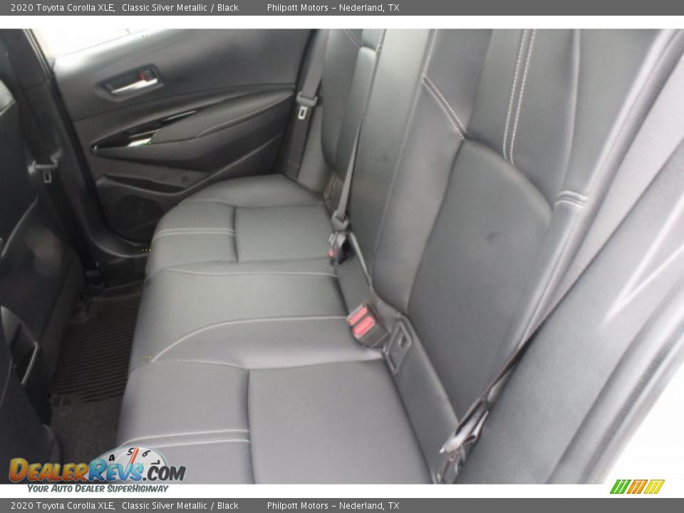 2020 Toyota Corolla XLE Classic Silver Metallic / Black Photo #19