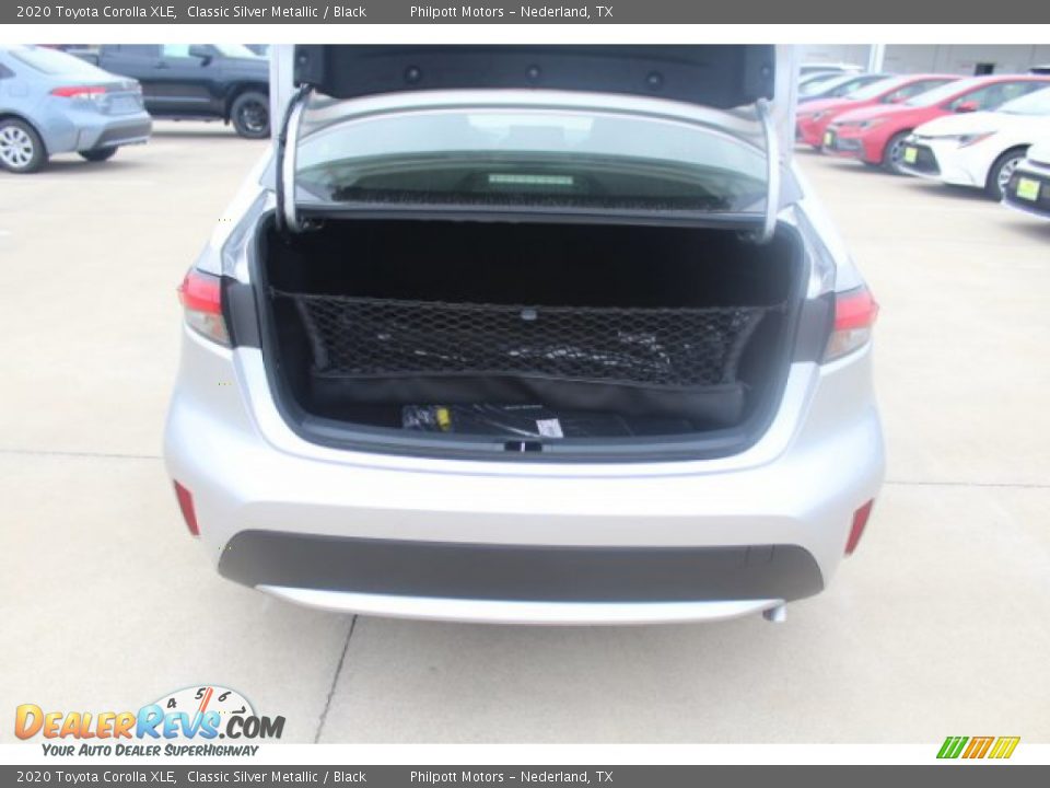 2020 Toyota Corolla XLE Classic Silver Metallic / Black Photo #22