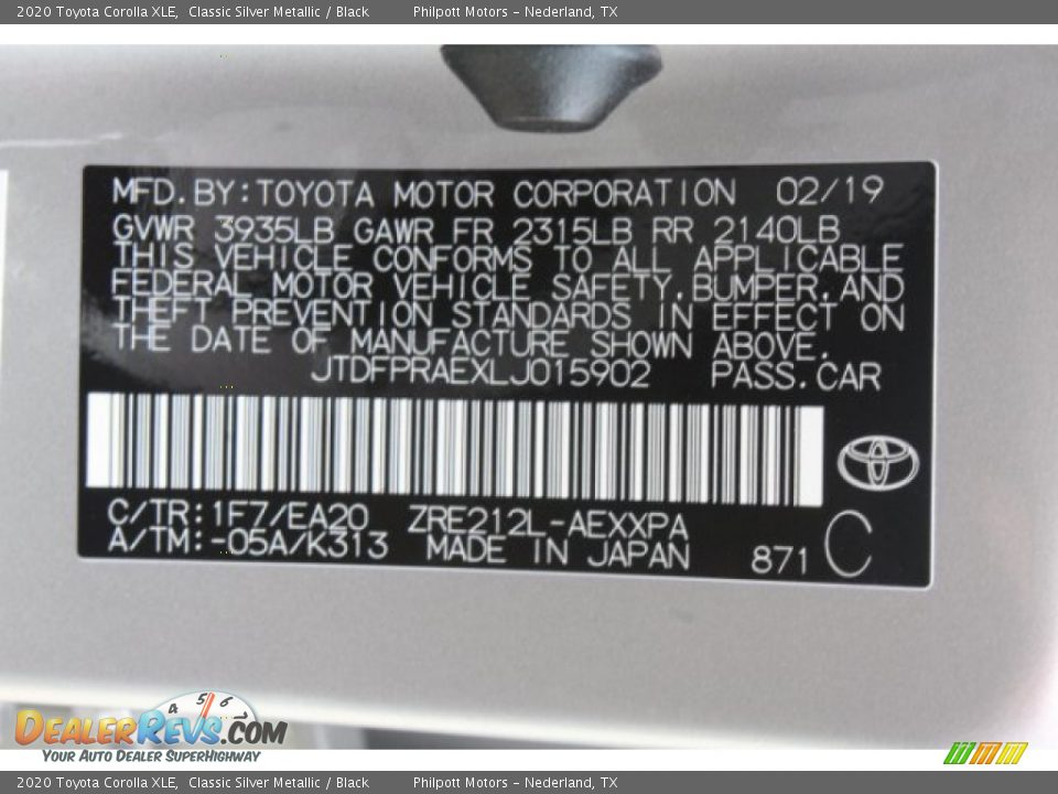 2020 Toyota Corolla XLE Classic Silver Metallic / Black Photo #24