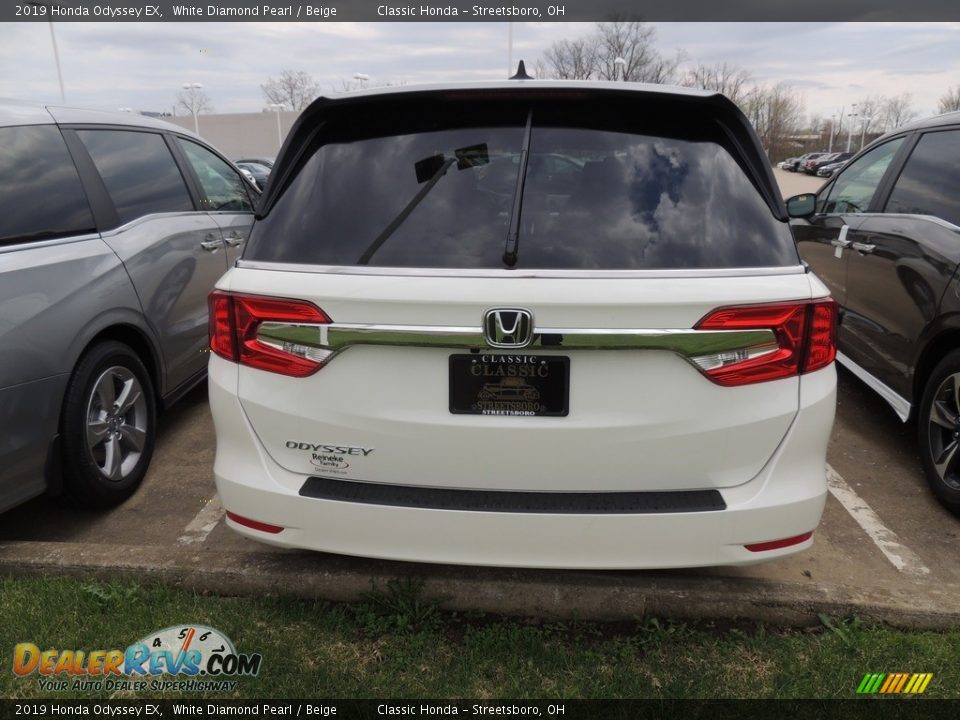 2019 Honda Odyssey EX White Diamond Pearl / Beige Photo #5