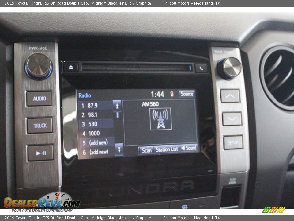 2019 Toyota Tundra TSS Off Road Double Cab Midnight Black Metallic / Graphite Photo #10