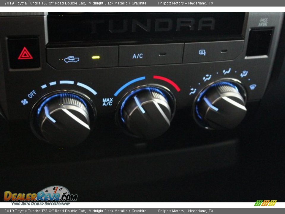 2019 Toyota Tundra TSS Off Road Double Cab Midnight Black Metallic / Graphite Photo #12