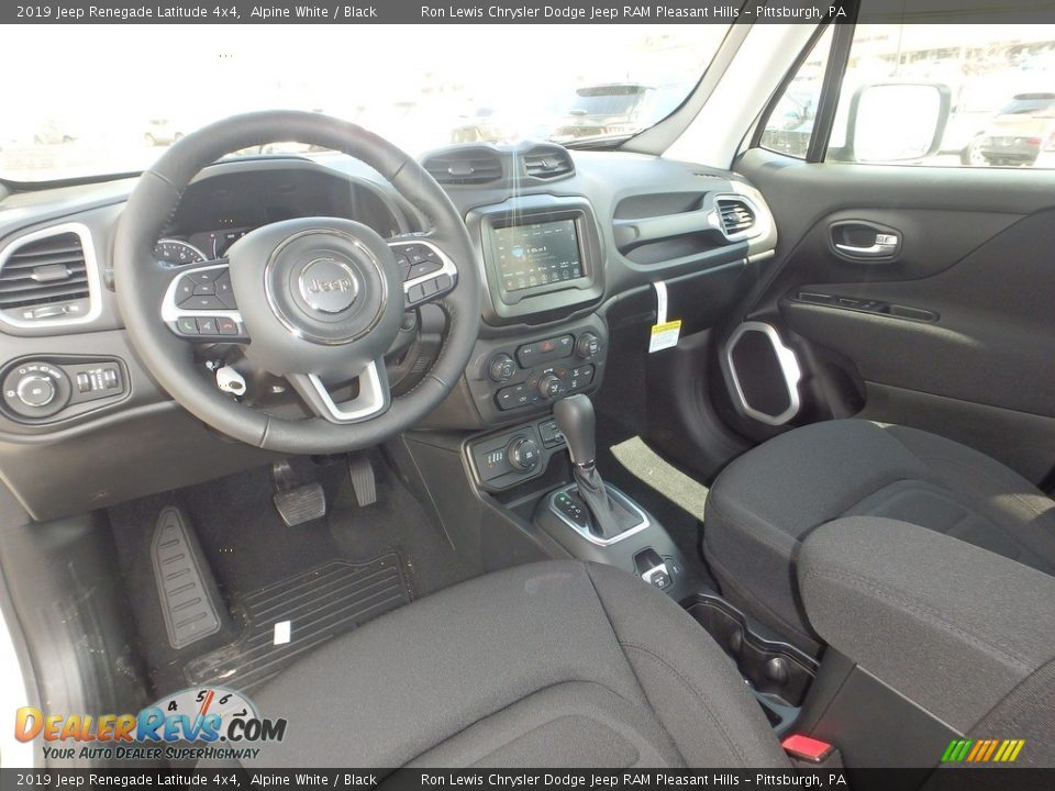 Black Interior - 2019 Jeep Renegade Latitude 4x4 Photo #13