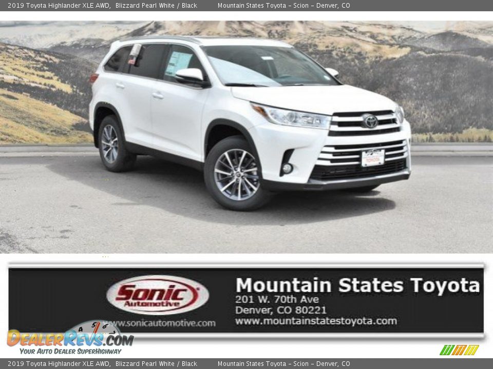 2019 Toyota Highlander XLE AWD Blizzard Pearl White / Black Photo #1