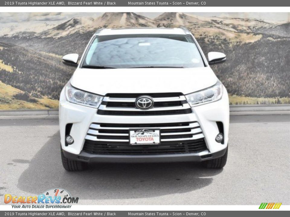 2019 Toyota Highlander XLE AWD Blizzard Pearl White / Black Photo #2