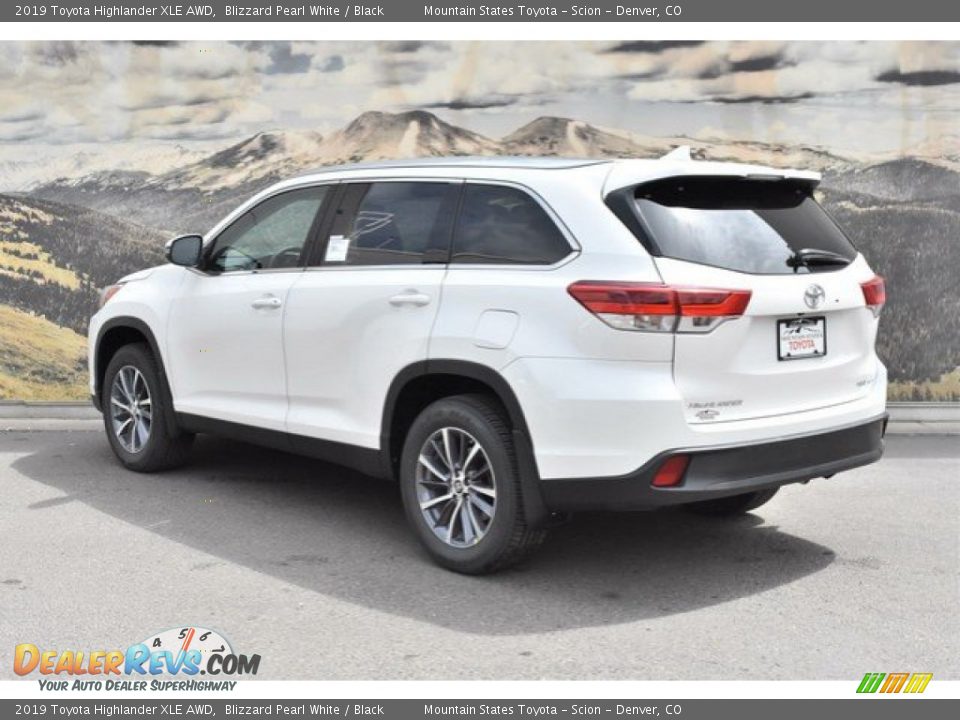 2019 Toyota Highlander XLE AWD Blizzard Pearl White / Black Photo #3