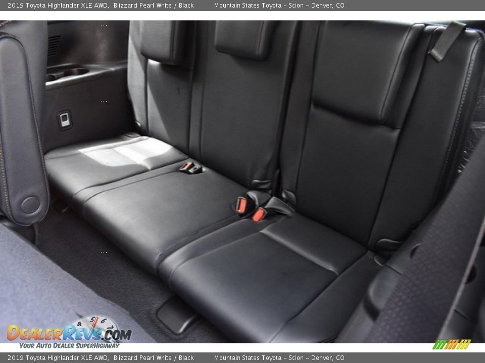 2019 Toyota Highlander XLE AWD Blizzard Pearl White / Black Photo #11
