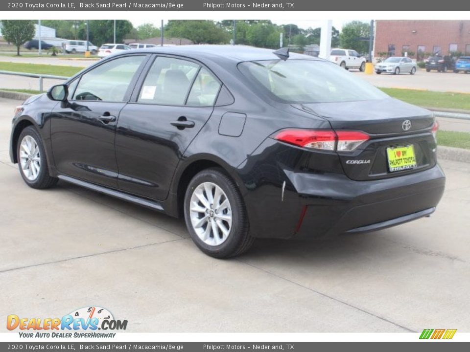 2020 Toyota Corolla LE Black Sand Pearl / Macadamia/Beige Photo #6