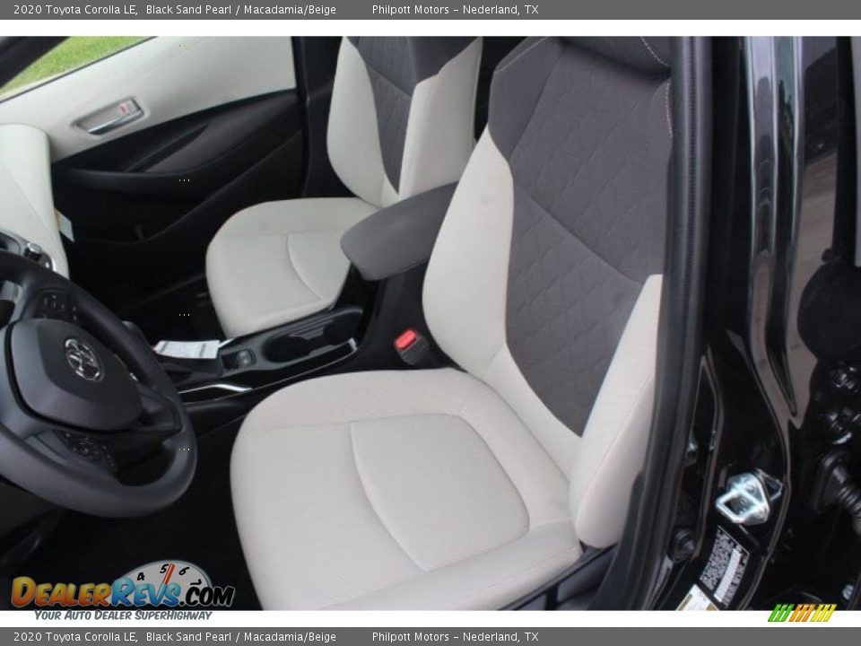 2020 Toyota Corolla LE Black Sand Pearl / Macadamia/Beige Photo #10