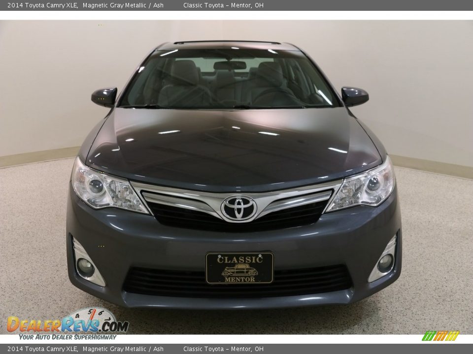2014 Toyota Camry XLE Magnetic Gray Metallic / Ash Photo #2