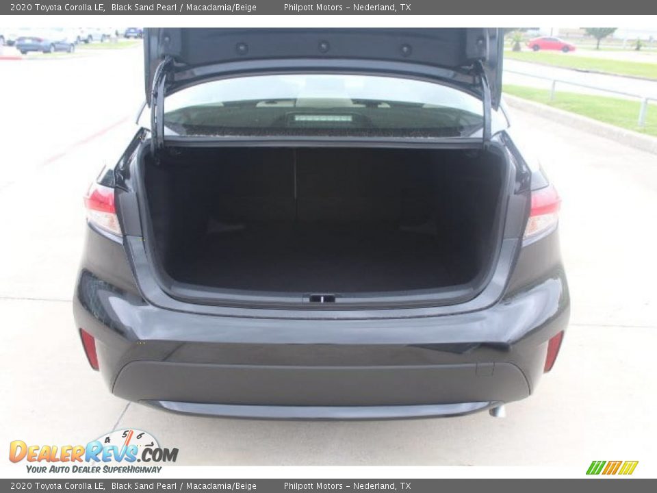 2020 Toyota Corolla LE Black Sand Pearl / Macadamia/Beige Photo #21