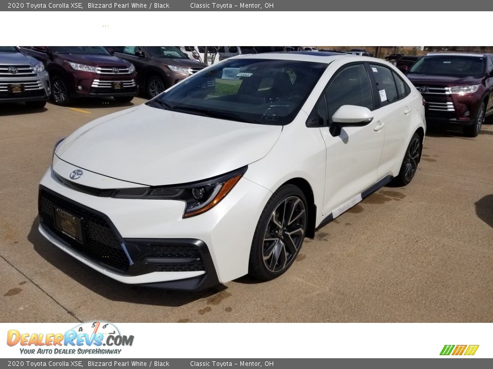 2020 Toyota Corolla XSE Blizzard Pearl White / Black Photo #1