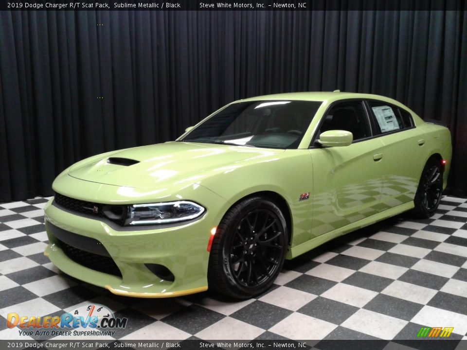 Sublime Metallic 2019 Dodge Charger R/T Scat Pack Photo #2