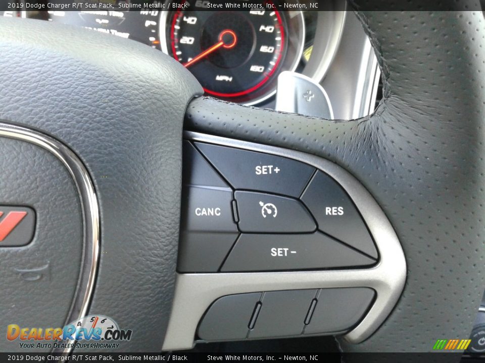 2019 Dodge Charger R/T Scat Pack Steering Wheel Photo #18