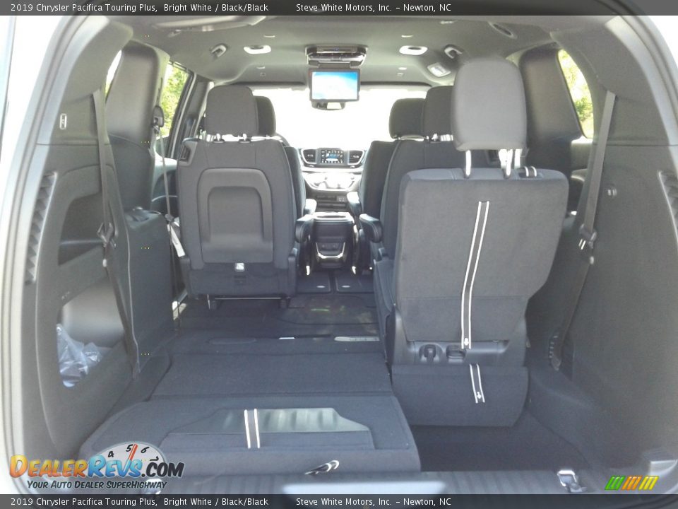 2019 Chrysler Pacifica Touring Plus Bright White / Black/Black Photo #14