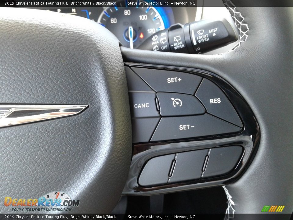 2019 Chrysler Pacifica Touring Plus Bright White / Black/Black Photo #21