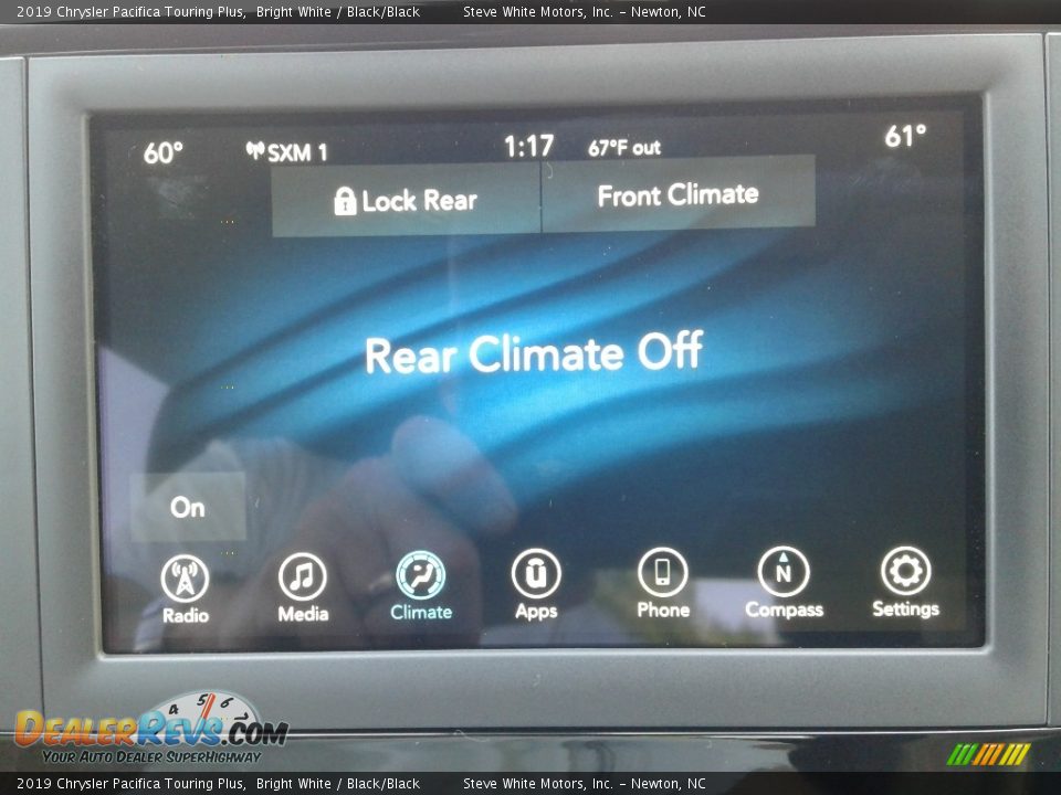 2019 Chrysler Pacifica Touring Plus Bright White / Black/Black Photo #26