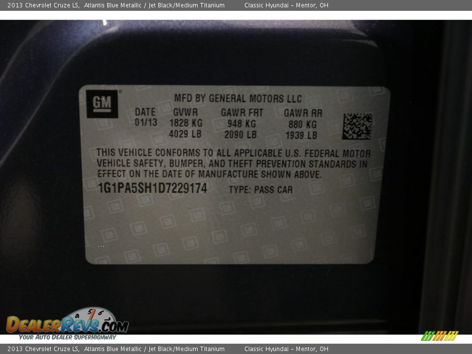 2013 Chevrolet Cruze LS Atlantis Blue Metallic / Jet Black/Medium Titanium Photo #17