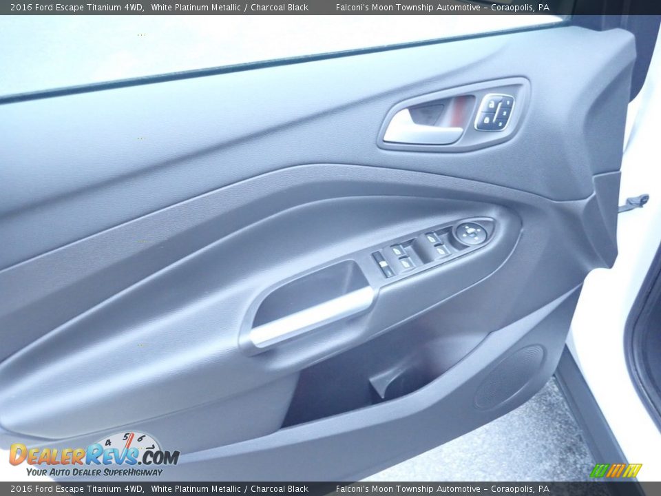 2016 Ford Escape Titanium 4WD White Platinum Metallic / Charcoal Black Photo #18
