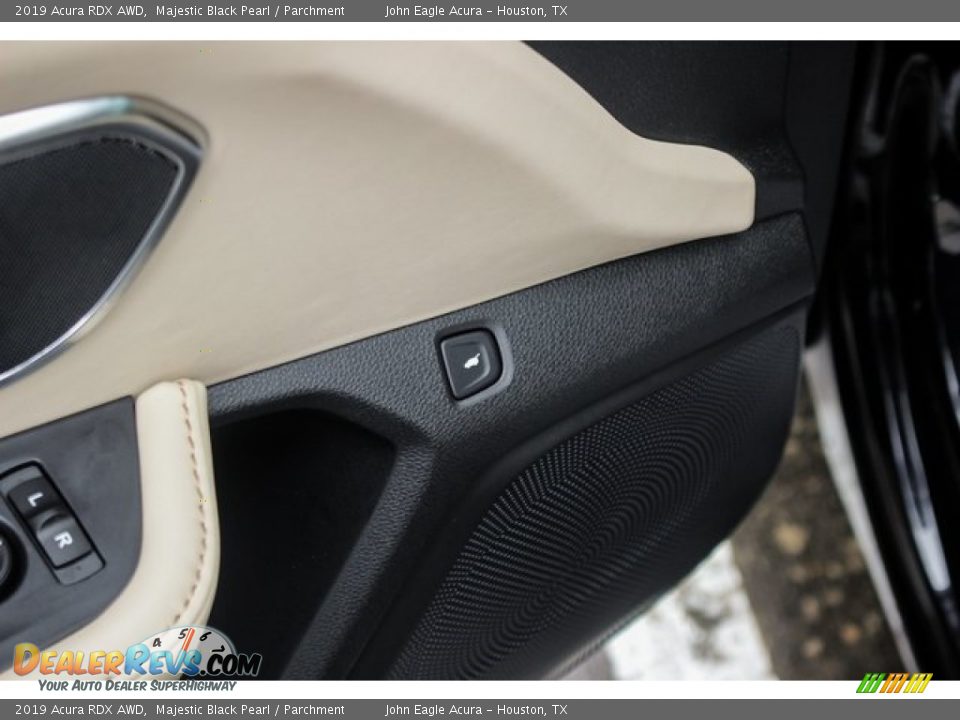 2019 Acura RDX AWD Majestic Black Pearl / Parchment Photo #14