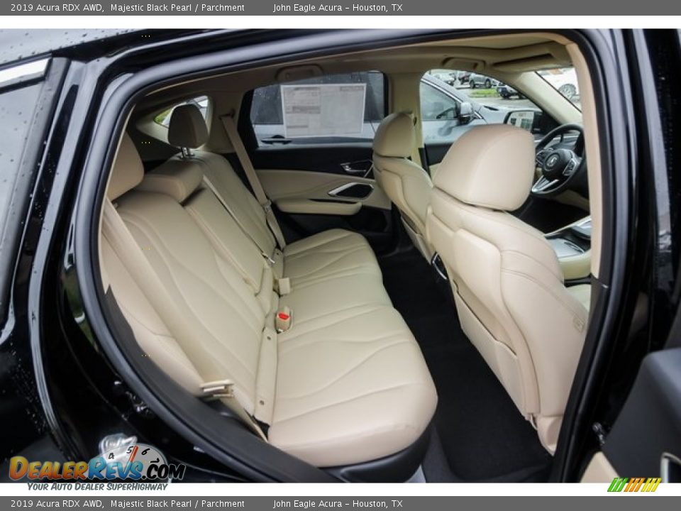 2019 Acura RDX AWD Majestic Black Pearl / Parchment Photo #24