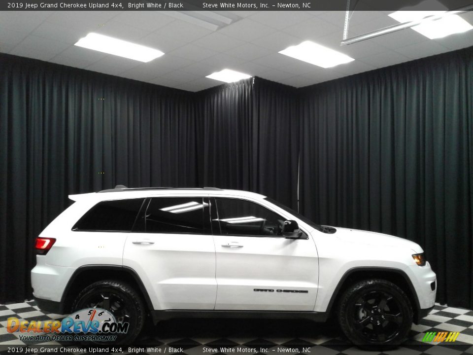 2019 Jeep Grand Cherokee Upland 4x4 Bright White / Black Photo #5
