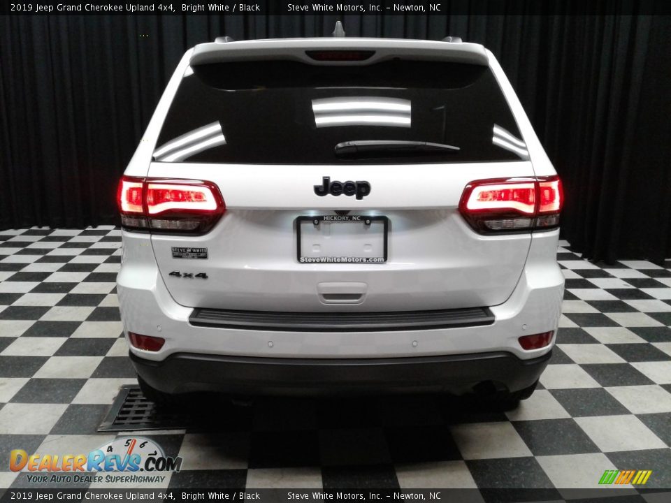 2019 Jeep Grand Cherokee Upland 4x4 Bright White / Black Photo #7