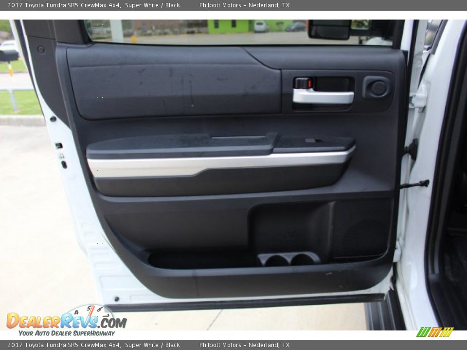 2017 Toyota Tundra SR5 CrewMax 4x4 Super White / Black Photo #17