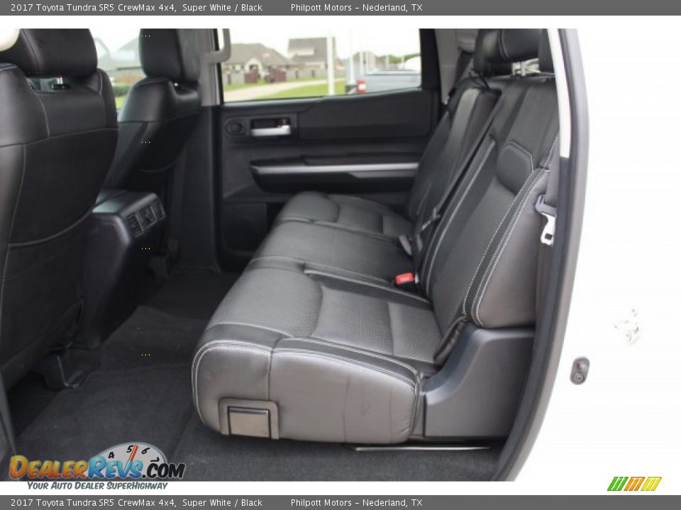 2017 Toyota Tundra SR5 CrewMax 4x4 Super White / Black Photo #18