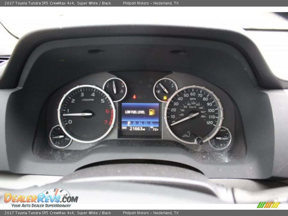 2017 Toyota Tundra SR5 CrewMax 4x4 Super White / Black Photo #23