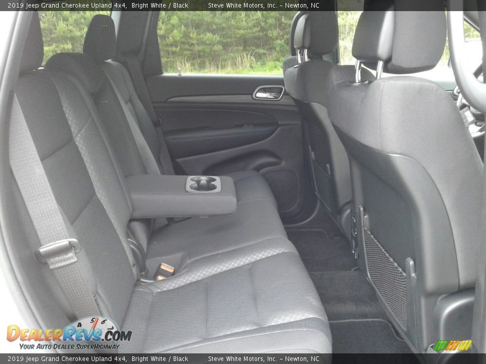2019 Jeep Grand Cherokee Upland 4x4 Bright White / Black Photo #15