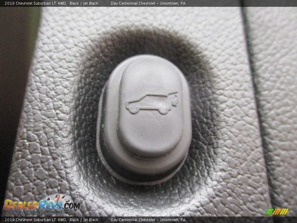 2019 Chevrolet Suburban LT 4WD Black / Jet Black Photo #15