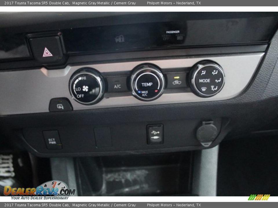 2017 Toyota Tacoma SR5 Double Cab Magnetic Gray Metallic / Cement Gray Photo #13