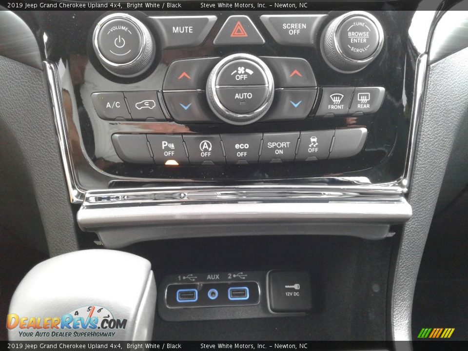 2019 Jeep Grand Cherokee Upland 4x4 Bright White / Black Photo #30