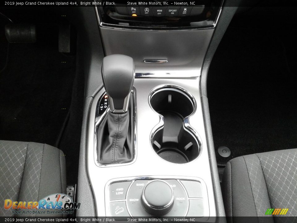 2019 Jeep Grand Cherokee Upland 4x4 Bright White / Black Photo #31