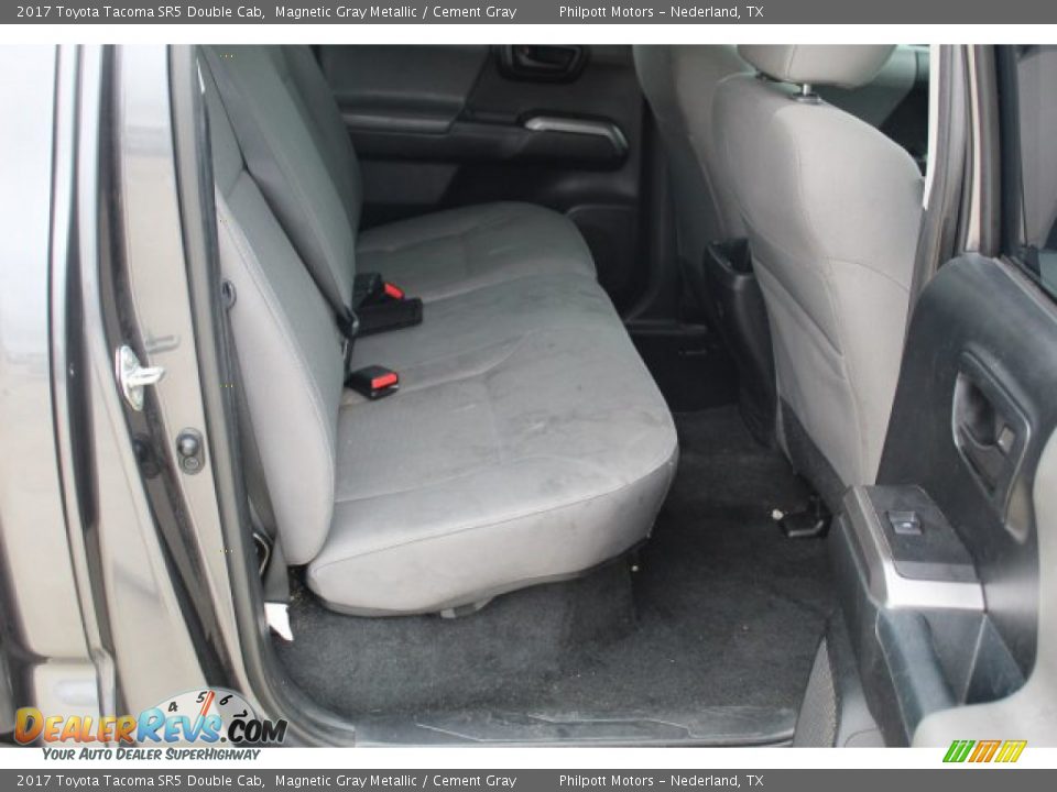 2017 Toyota Tacoma SR5 Double Cab Magnetic Gray Metallic / Cement Gray Photo #21