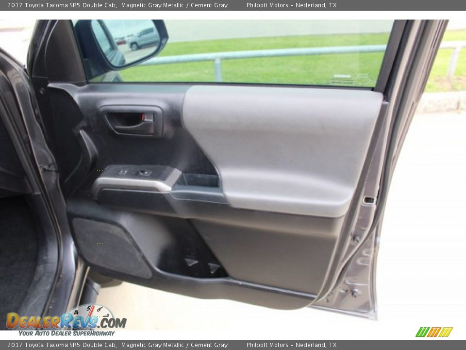 2017 Toyota Tacoma SR5 Double Cab Magnetic Gray Metallic / Cement Gray Photo #22
