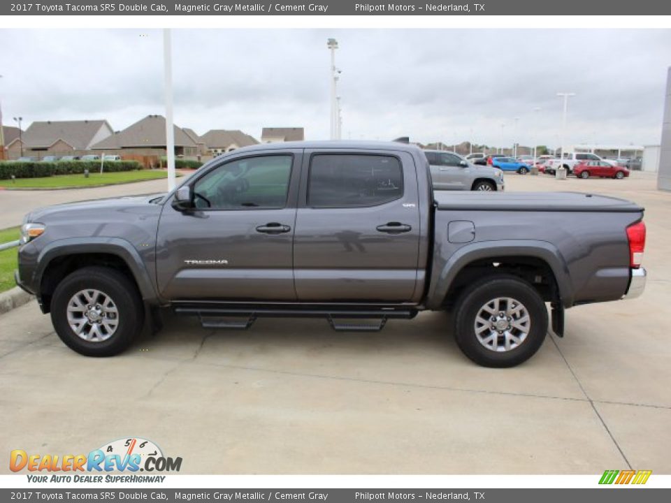 2017 Toyota Tacoma SR5 Double Cab Magnetic Gray Metallic / Cement Gray Photo #25