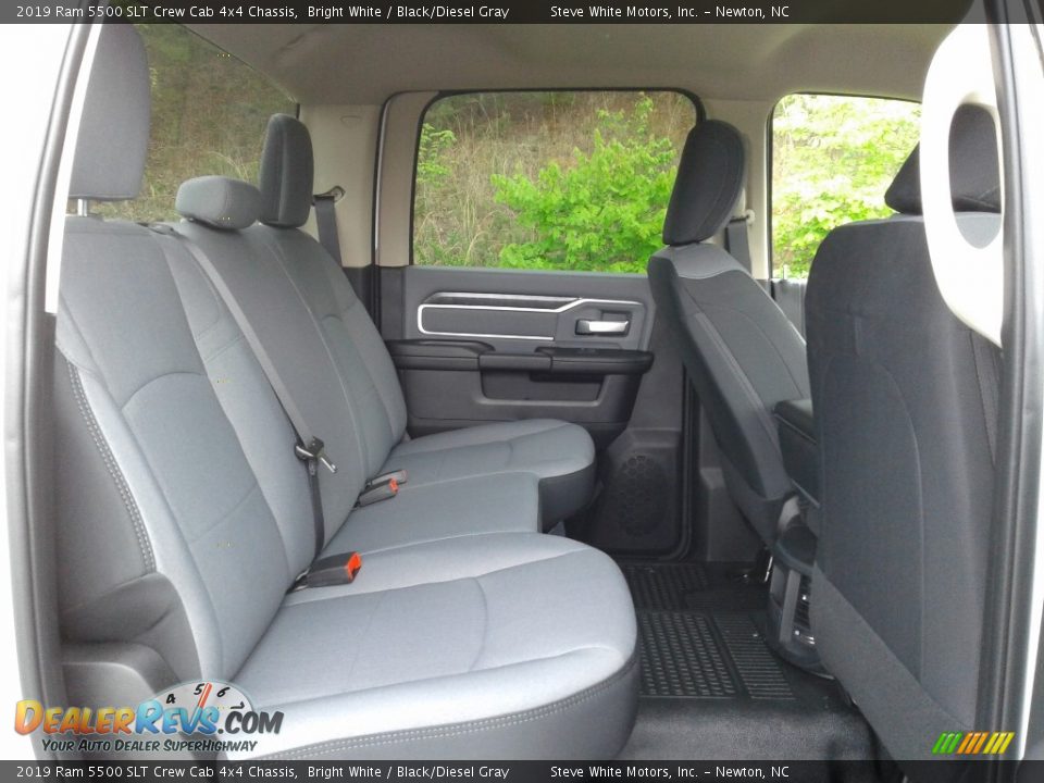 Rear Seat of 2019 Ram 5500 SLT Crew Cab 4x4 Chassis Photo #13