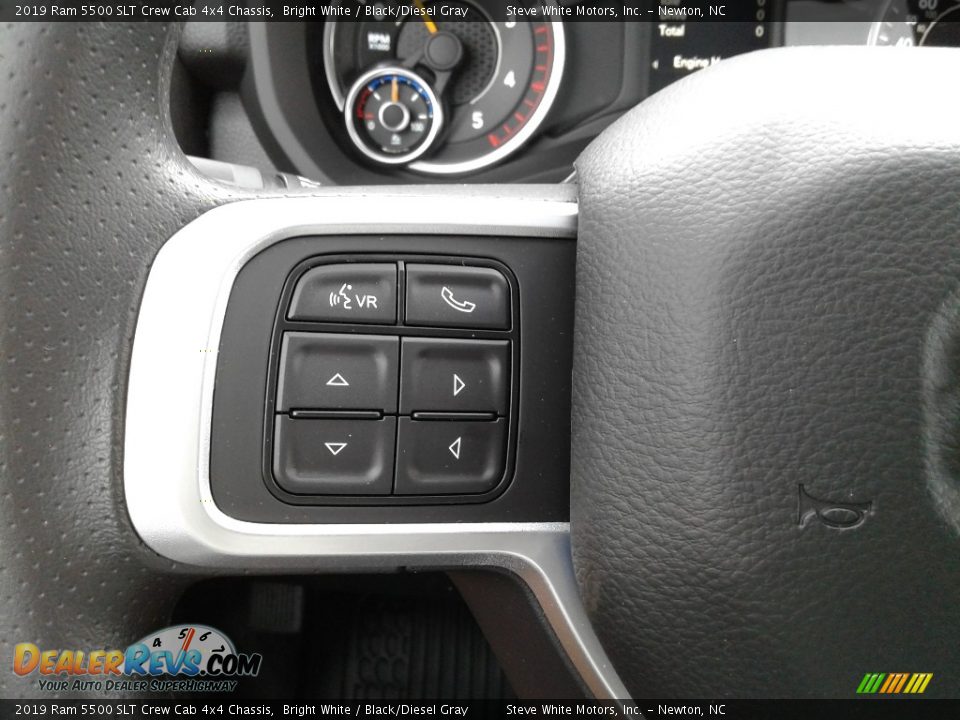 2019 Ram 5500 SLT Crew Cab 4x4 Chassis Steering Wheel Photo #15