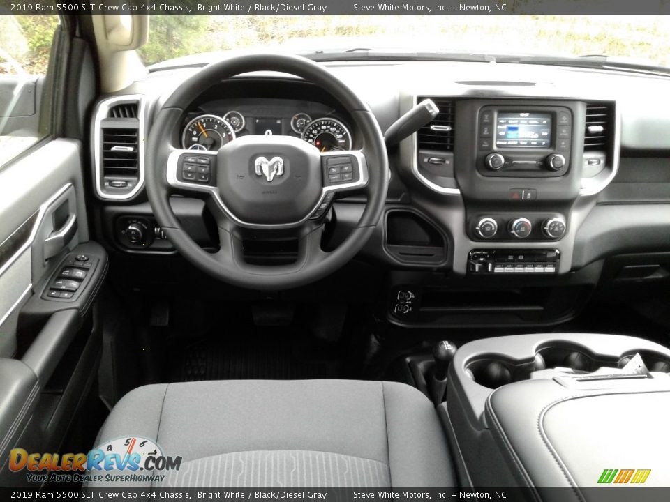 Dashboard of 2019 Ram 5500 SLT Crew Cab 4x4 Chassis Photo #22