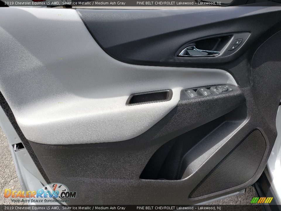 2019 Chevrolet Equinox LS AWD Silver Ice Metallic / Medium Ash Gray Photo #8