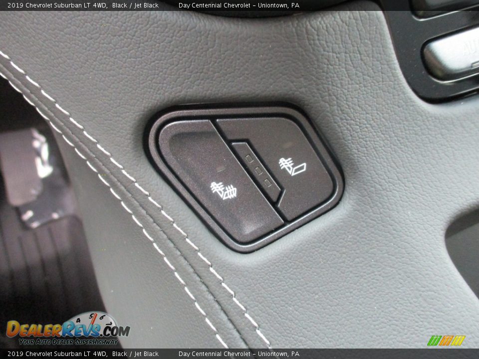 2019 Chevrolet Suburban LT 4WD Black / Jet Black Photo #15