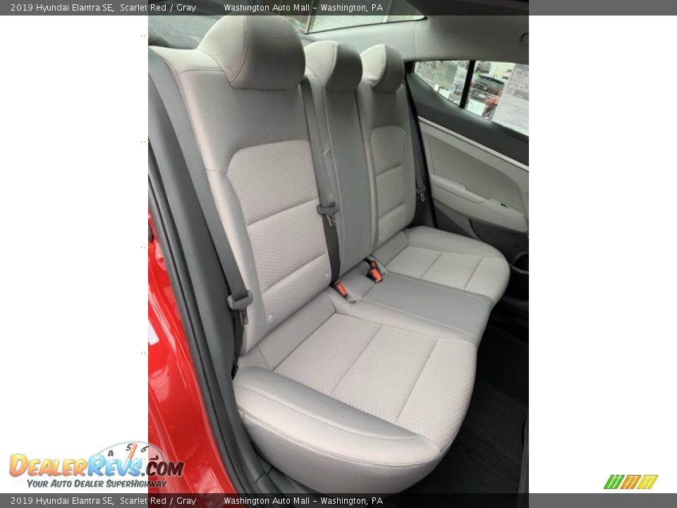 2019 Hyundai Elantra SE Scarlet Red / Gray Photo #24